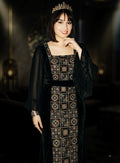 Robe royale en velours – Inspiration Moyen-Orient